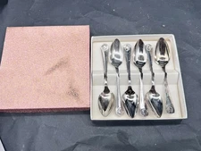 VINTAGE EPNS SILVER PLATED TEA SPOONS SET OF 6 BOXED SHELL PATTERN CUTLERY
