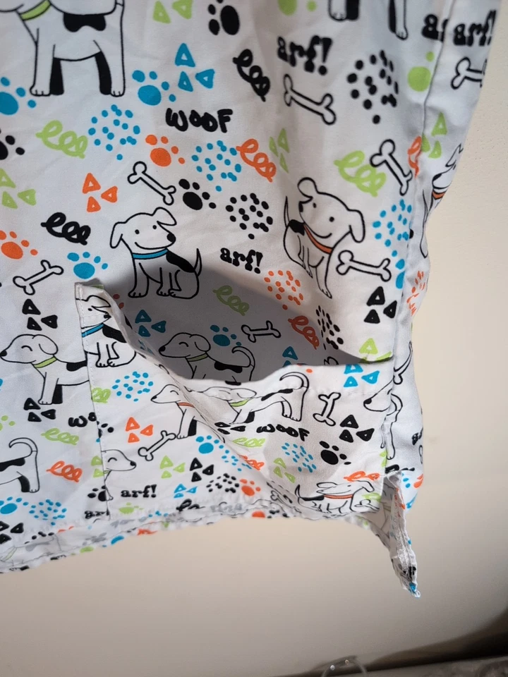 Wear For Care Size L Puppy Dog Scrub Top - Image 2 of 4