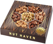 Holiday Nuts Gift Basket, Extra Large Sweet Roasted Gourmet Nuts Assortment