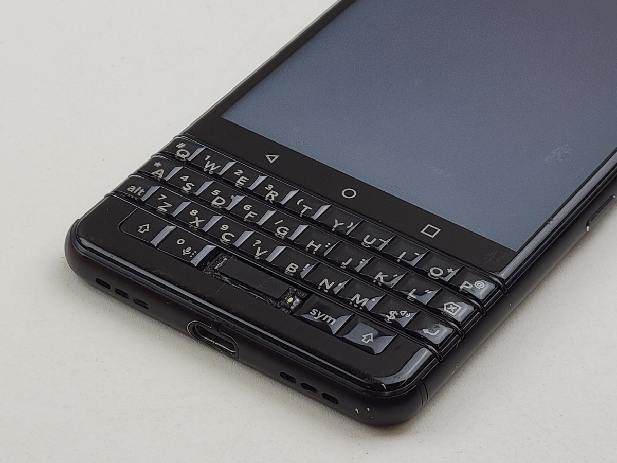 BlackBerry keyone BBB100-6 ブラック Amazon.com: BlackBerry KEYone (64GB, 4GB RAM) BB100-7 - 4G
