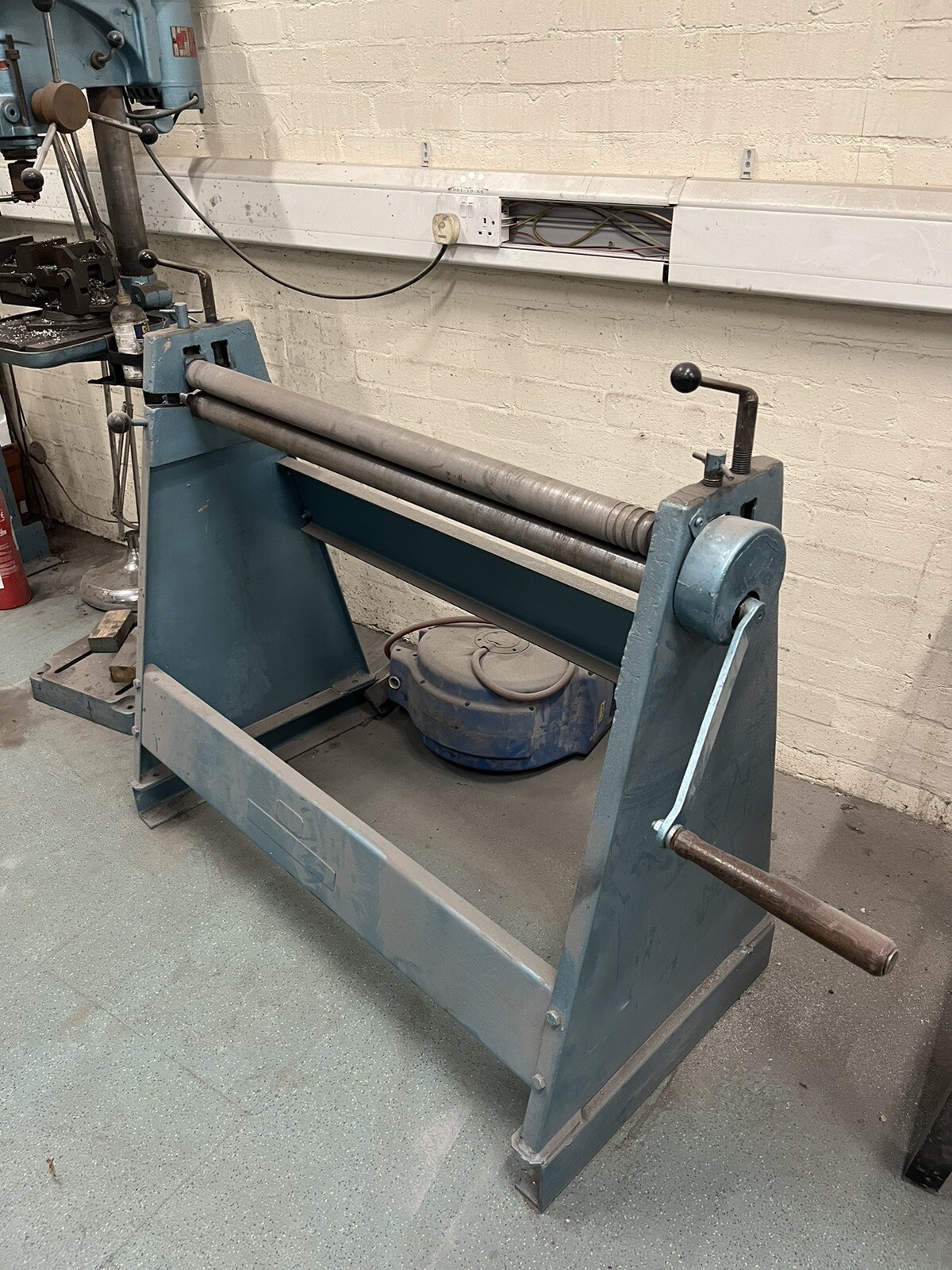 FJ Edwards Sheet Metal Roller eBay