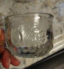 8 Vintage JEANETTE GLASS Crystal Fruit Design Fruit Punch Replacement Cups 