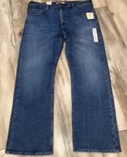 Levi Strauss Jeans Bootcut Men's 40x30 medium Wash Denim NWT