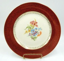 VINTAGE HOMER LAUGHLIN D40N5 BURGUNDY & GOLD 10-1/8" DINNER PLATE ~ MADE IN USA