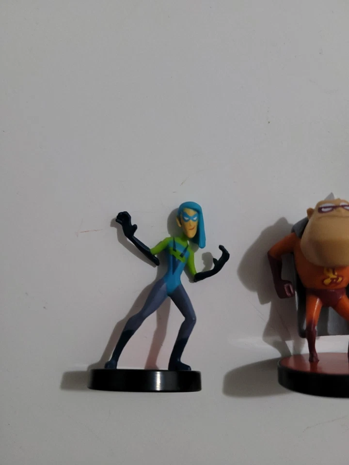 Лот из 5 Jakks Disney's НЕВЕРОЯТНЫЕ 2 серии 2 слепая коробка мини фигурки U - Изображение 2 из 4