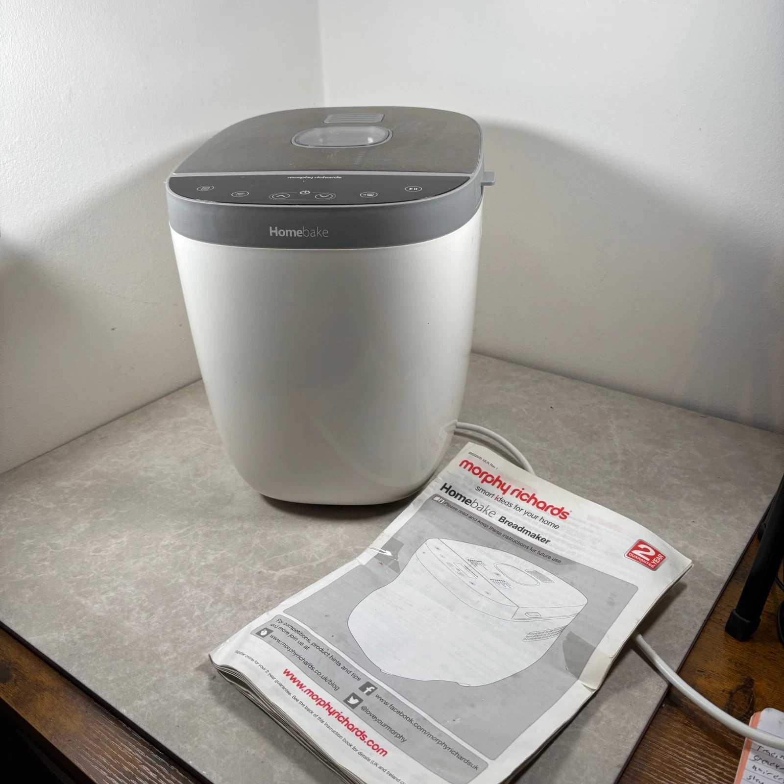 Morphy Richards 502001 Homebake Breadmaker - White
Opens in a new window or tab