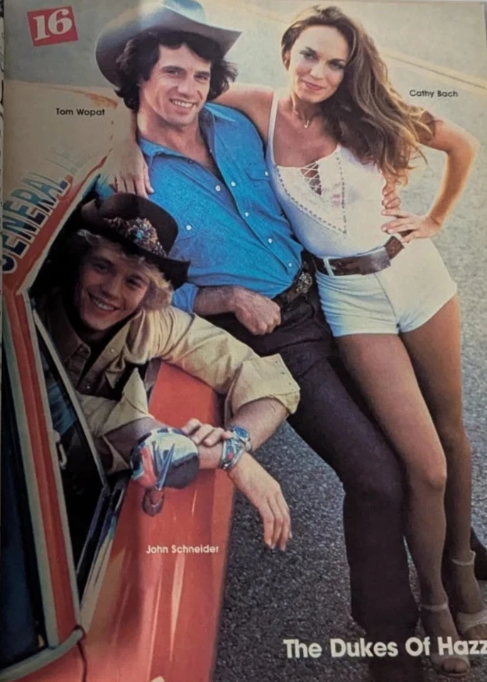 16 Magazine KISS November 1980 - Image 2 of 3