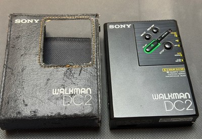 ポータブルプレーヤー SONY WALKMAN WM-DC2 Sony WM-DC2 Walkman Cassette Player AMORPHOUS HEAD EXCELLENT