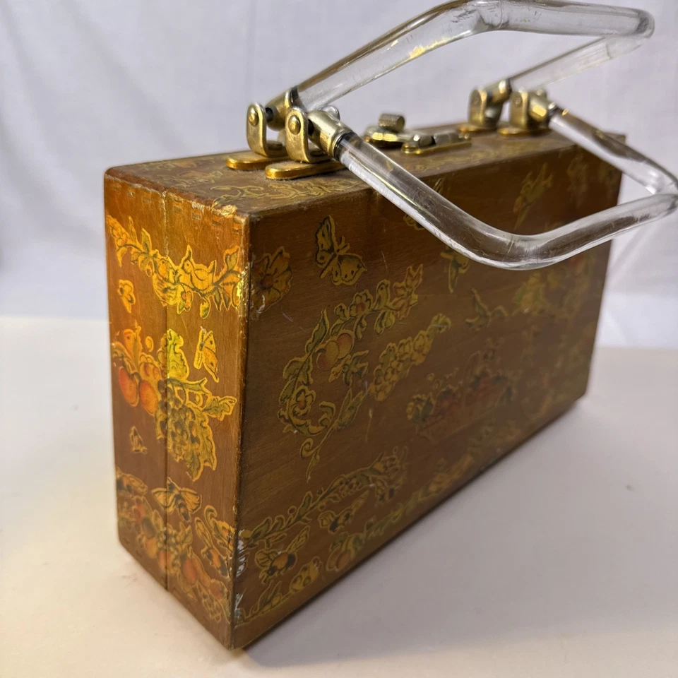 复古 Motif 剪纸盒钱包带双 Lucite 手柄。 状况良好 — 第 3/4 张图片