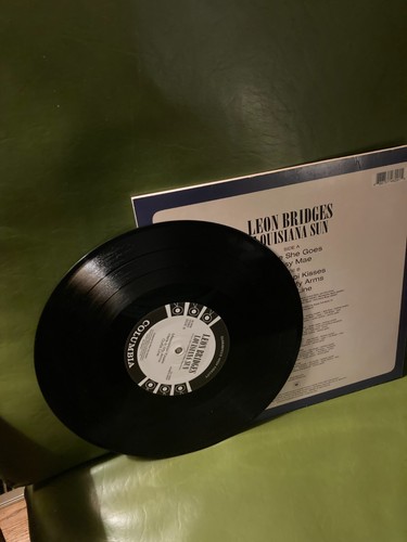 Leon bridges - Louisiana Sun 10” Vinyl RSD 2016 Columbia Records VG+ Rare! - Picture 3 of 3