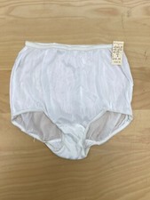 NEW VTG 70s Pam White Sheer Lace Nylon Panties Sz 5 Gusset Waistband NOS