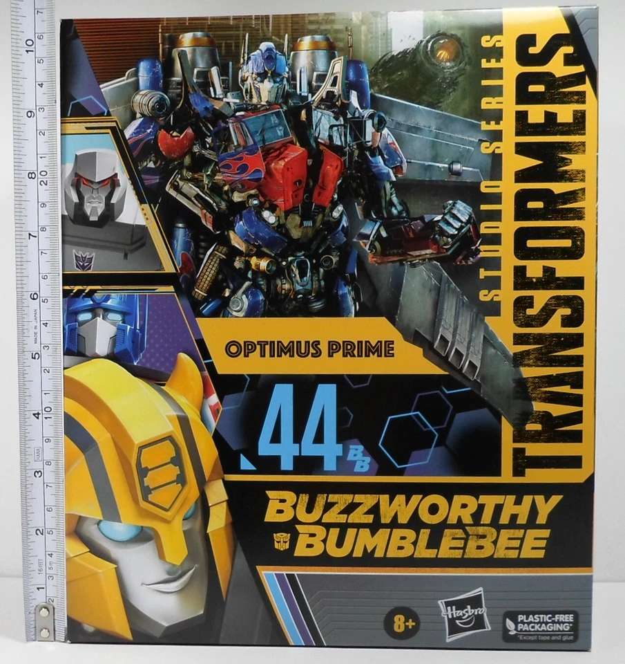 TRANSFORMERS 2022 STUDIO SERIES 44 BUZZWORTHY BUMBLEBEE OPTIMUS PRIME LEADER MIB - Image 2 of 4