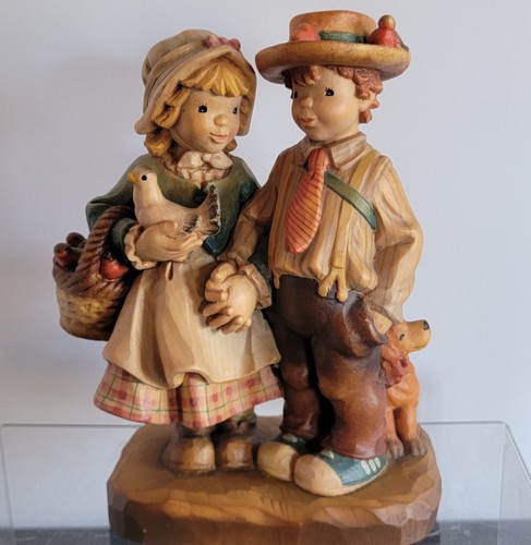 8" Anri Juan Ferrandiz "SPRINGTIME STROLL" Wood Carving With Box Only 750 made - Picture 3 of 8