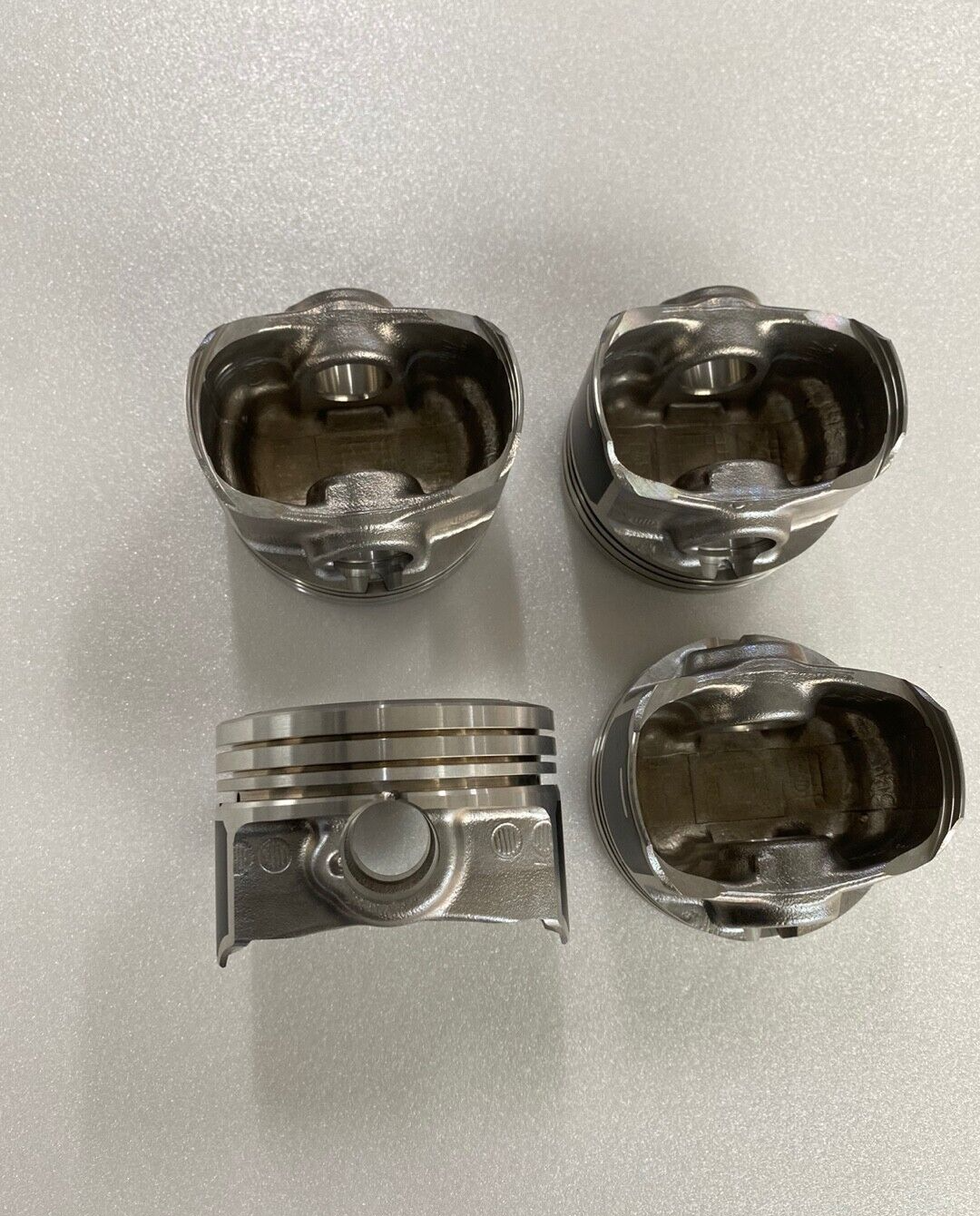 Genuine 25192073 Piston 4p 1set (Fits: 2010 2012 Chevy Matiz Spark  