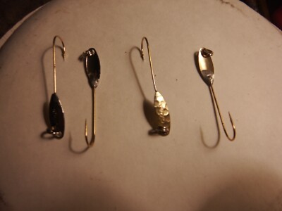 25 Unpainted Small Shad Flutter Spoons with split rings