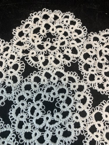 Vintage Handmade White Doilies With Seven Circle Pattern and Gift Box From 1970 - Picture 4 of 14