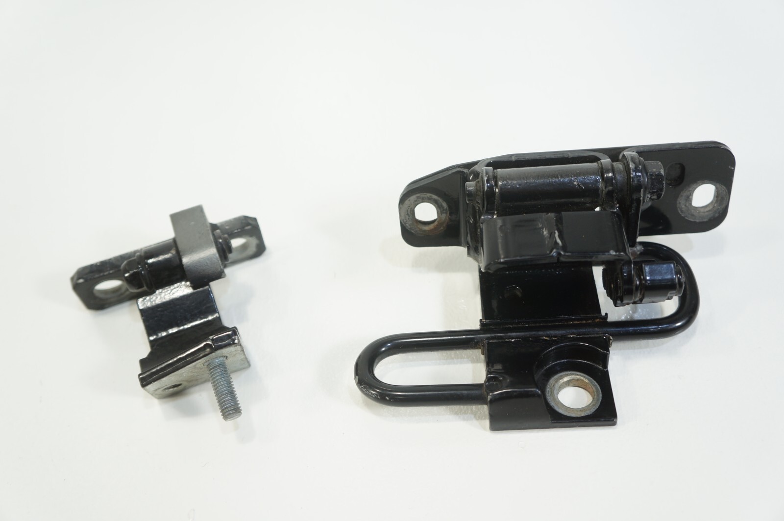 06-12 Bentley Flying Spur Rear Right Passenger Upper Lower Door Hinge Set Pair
