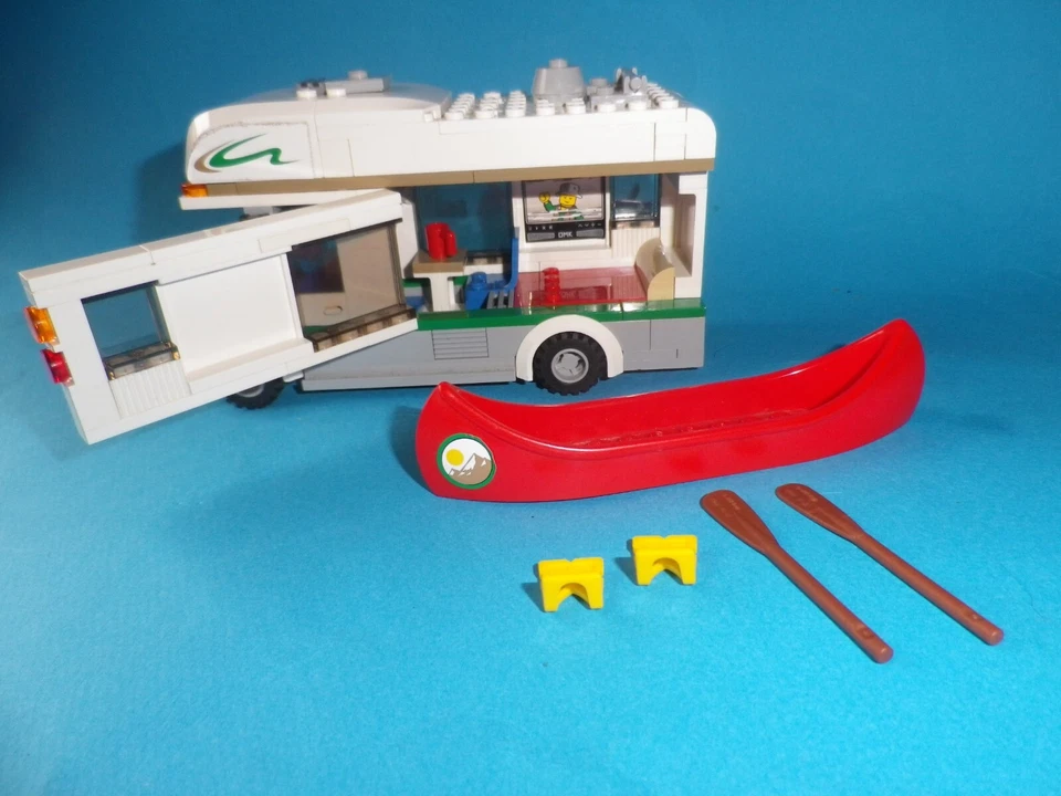 LEGO City 60057 Camper Van, photo 1 sur 2