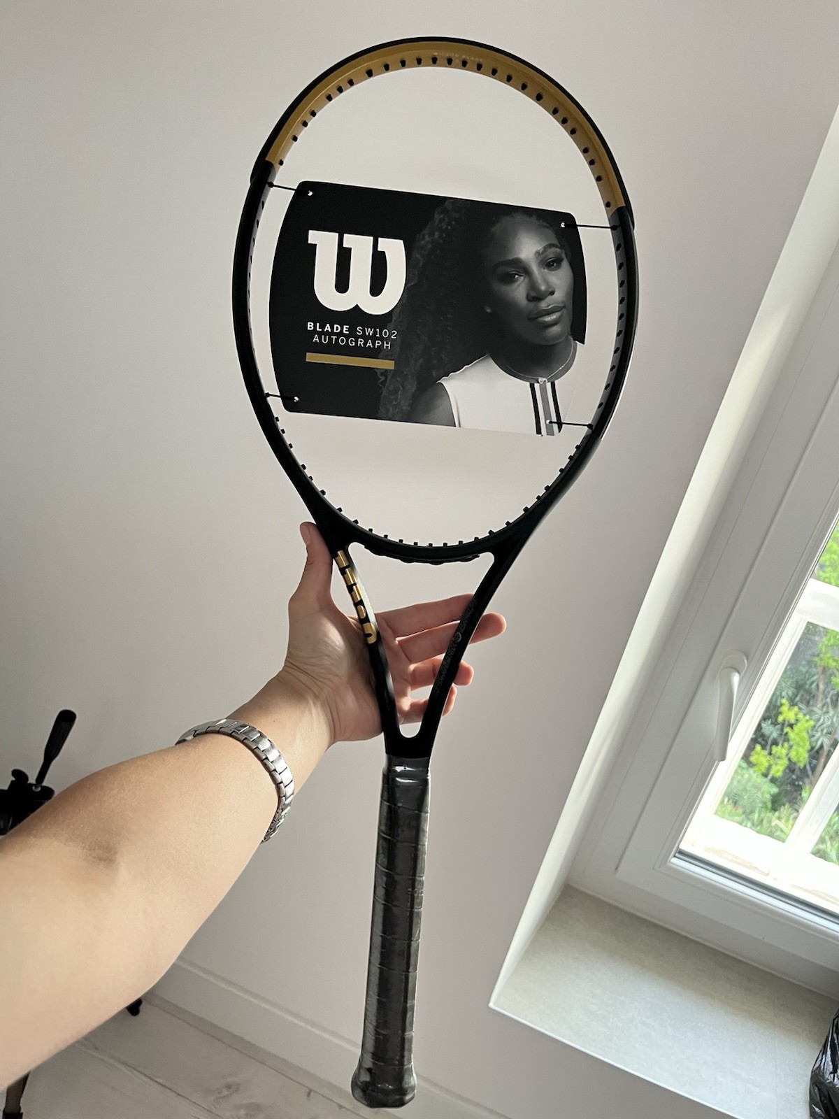 Wilson Blade SW102 V7 raquette tennis Serena Williams grip 4 1/8 performance