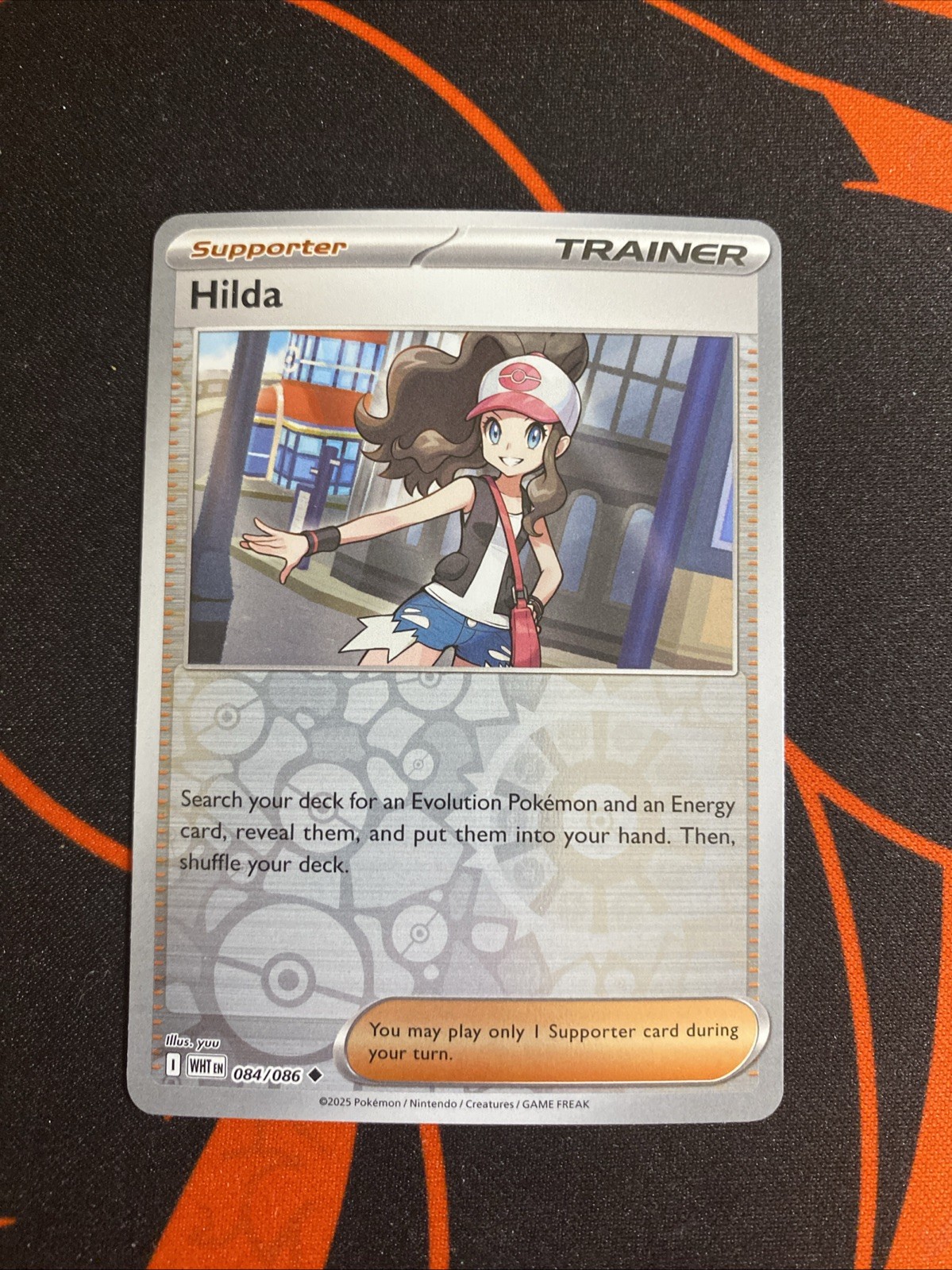 Hilda 084/086 White Flare Reverse Holo NM