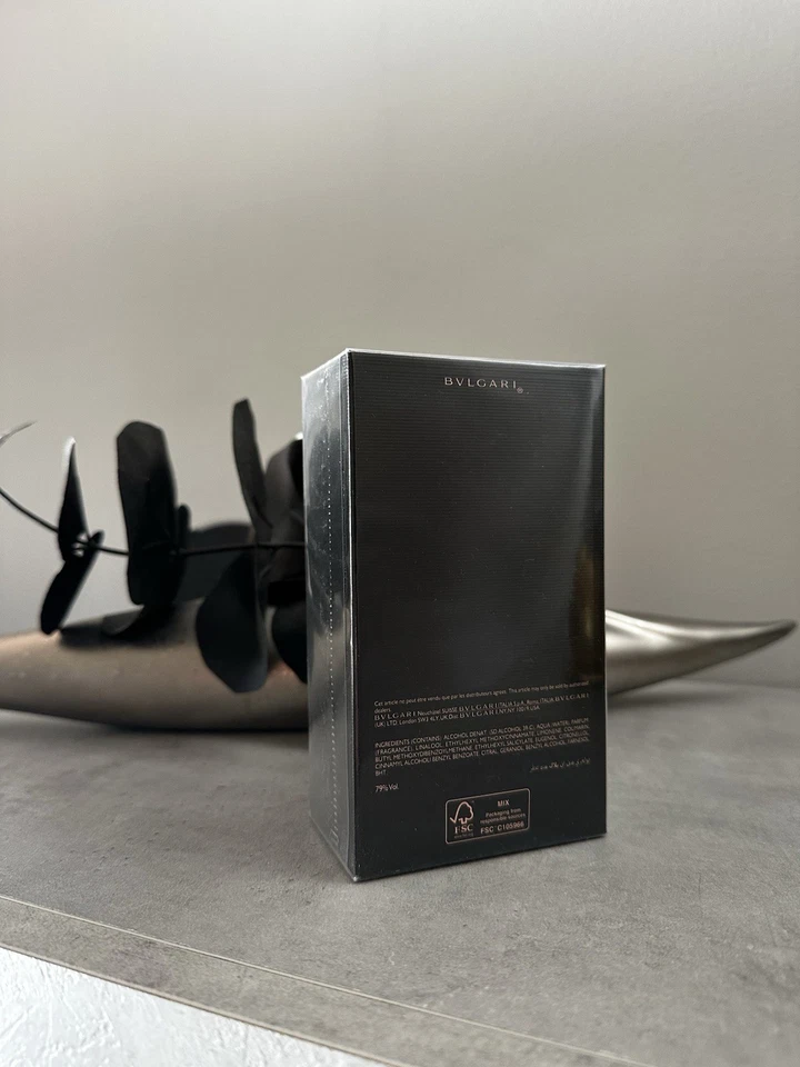 Profumo Uomo Bulgari Man In Black 100ml Nuovo E Sigillato - Immagine 2 di 3