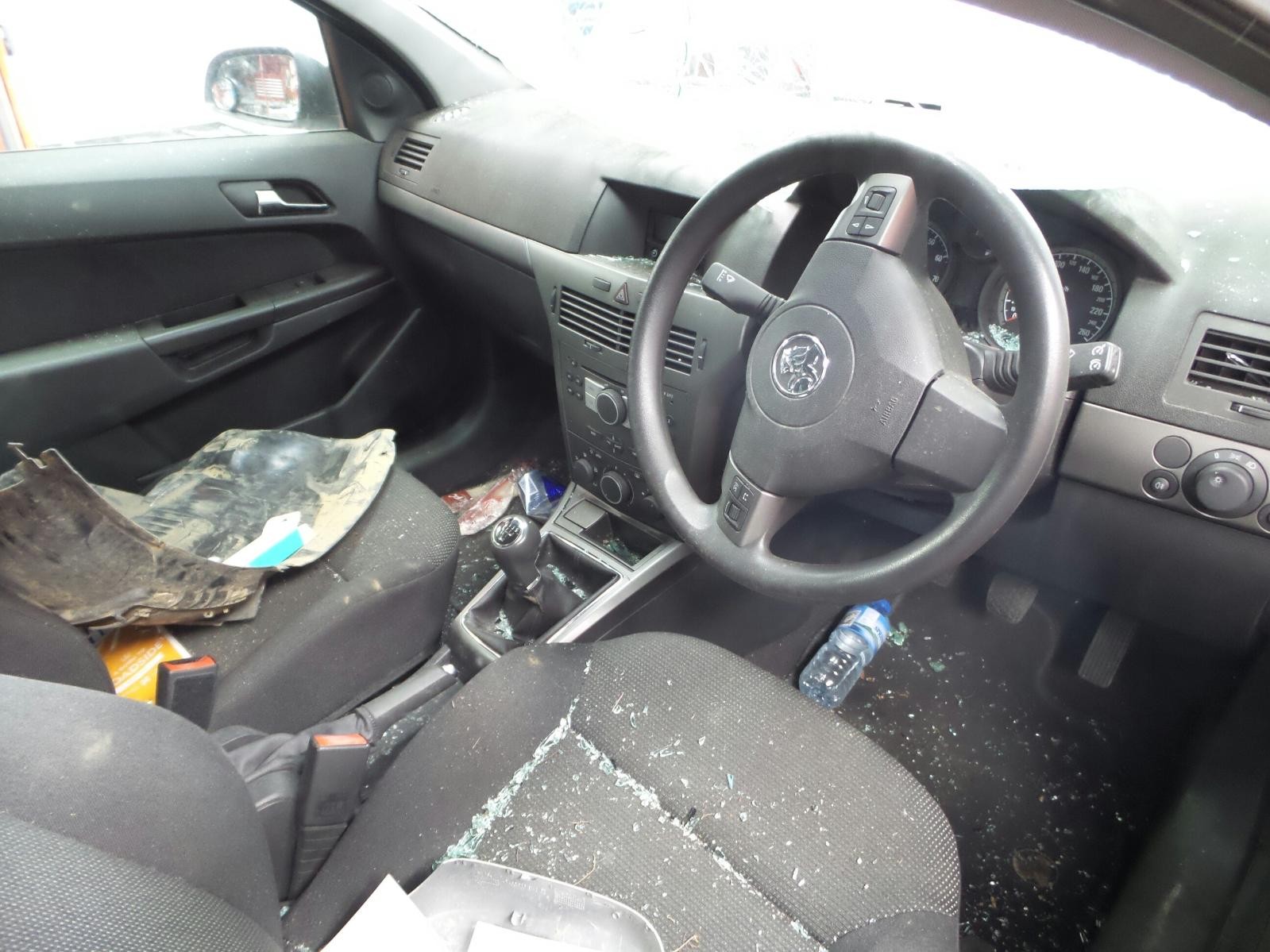 2006 Holden Astra LOCK MECHANISM LH FRONT AH 10/04-08/09 04 05 06 07 08 09 image 9