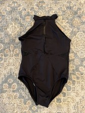 XL Adult Women  s Leotard Gently Used Runs Smaller
