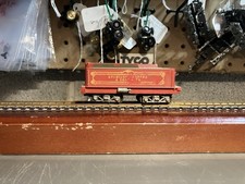 TYCO Mantua HO Santa Fe 10 Wheeler Tender Steam Locomotive