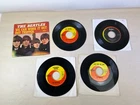 VTG Lot of 4 THE BEATLES 45 RPM Records Capitol VeeJay 5555 5651 5150 vj581 DS75