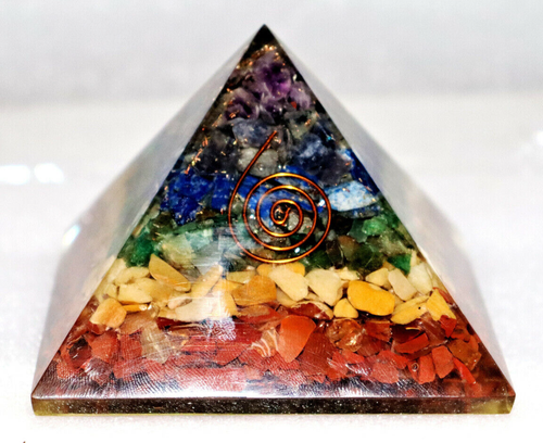 85MM Epoxy Resin Seven Chakra Chips Metaphysical Gift Healing Spiritual Pyramid - Picture 3 of 12