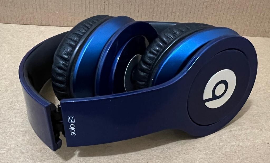 Beats Solo HD✅️WIRED On Ear Headphones Blue (IT'S NOT