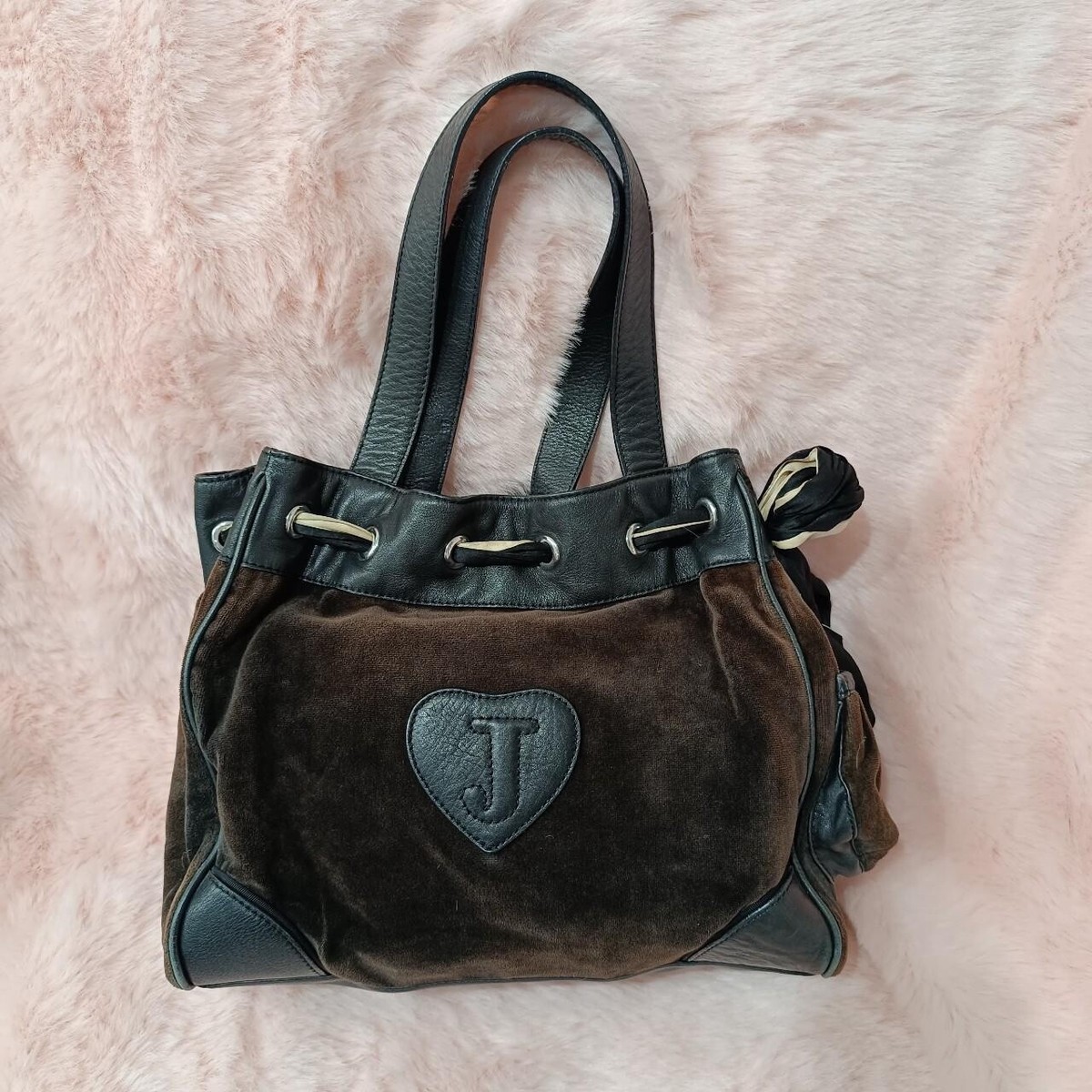 削除あり　JUICY COUTURE ハートチャーム　パールバッグ Vintage Juicy Couture Daydreamer Tote Bag Purse Bow Goth