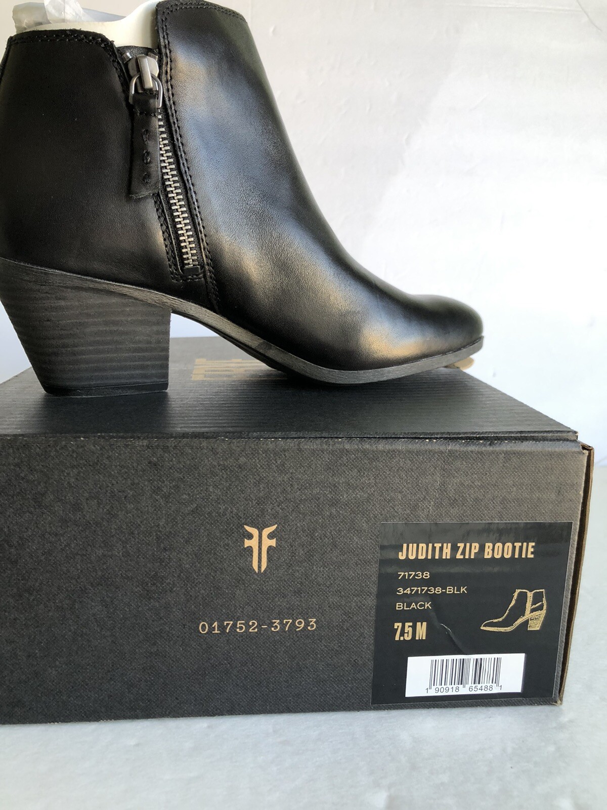 frye judith zip bootie black