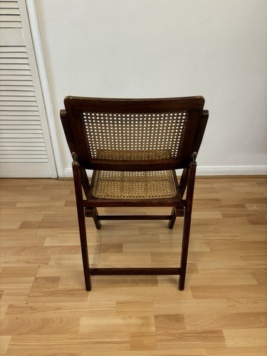 Impresionante silla plegable retro vintage de madera y ratán con diseño de malla vienesa - Imagen 12 de 24