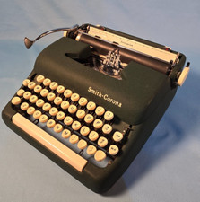 VINTAGE 1961 SMITH CORONA ENTERPRISE TYPEWRITING DARK GREEN - RARE thumbnail