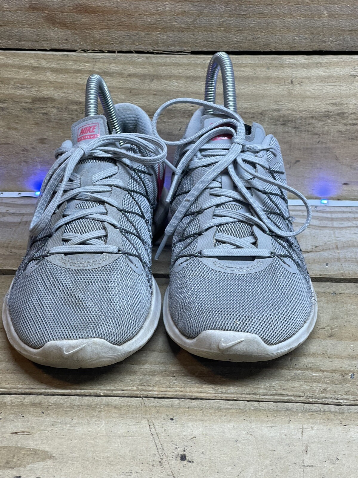 nike tanjun running shoes