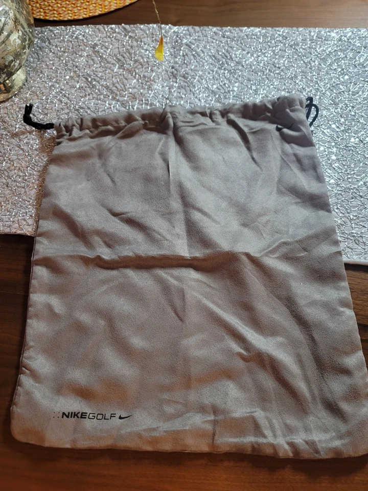 Nike Tiger Woods 2013 Golf Shoes - Image 2 of 4