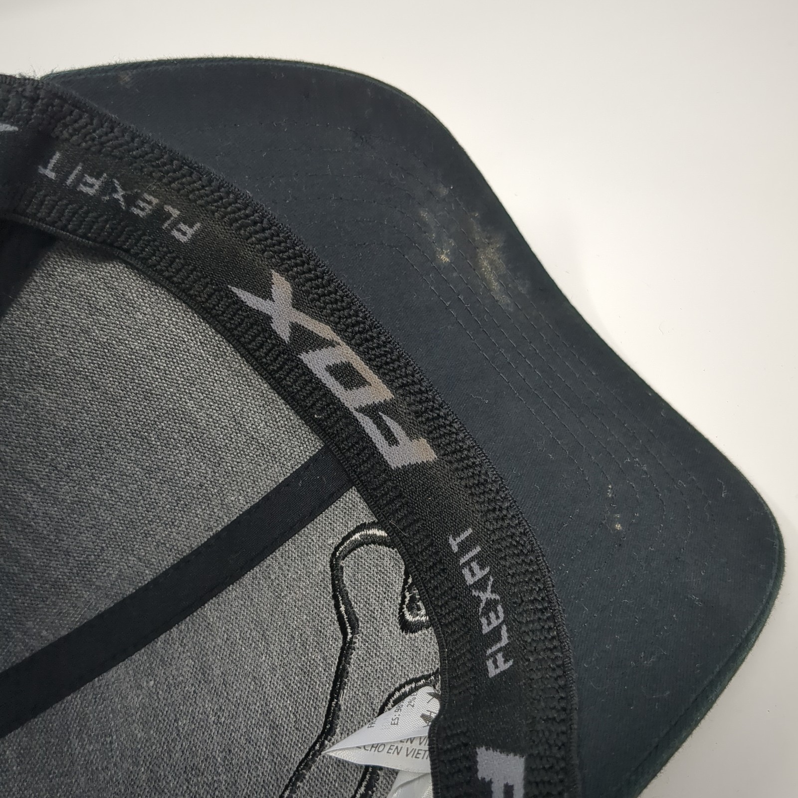 Fox Fitted Baseball Hat Solid Black Medium Embroi… - image 8