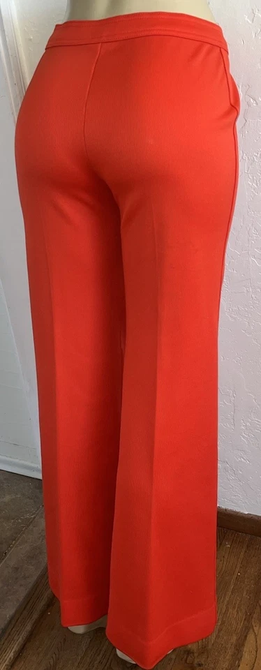 Calça Vintage I. MAGNIN 60s Bell Bottoms Perna Larga Poliéster Discoteca Vermelha-30” Cintura - Imagem 3 de 4