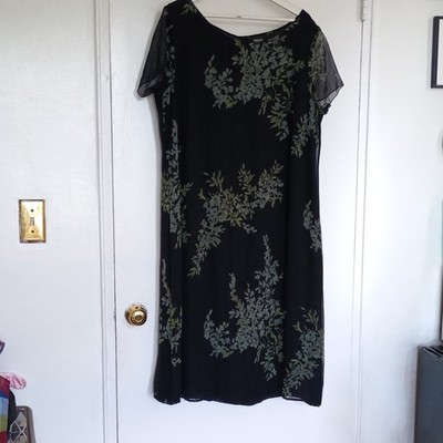 Emanuel Ungaro Woman Silk Black Green Floral Round Neck Fit & Flare Dress 18/52