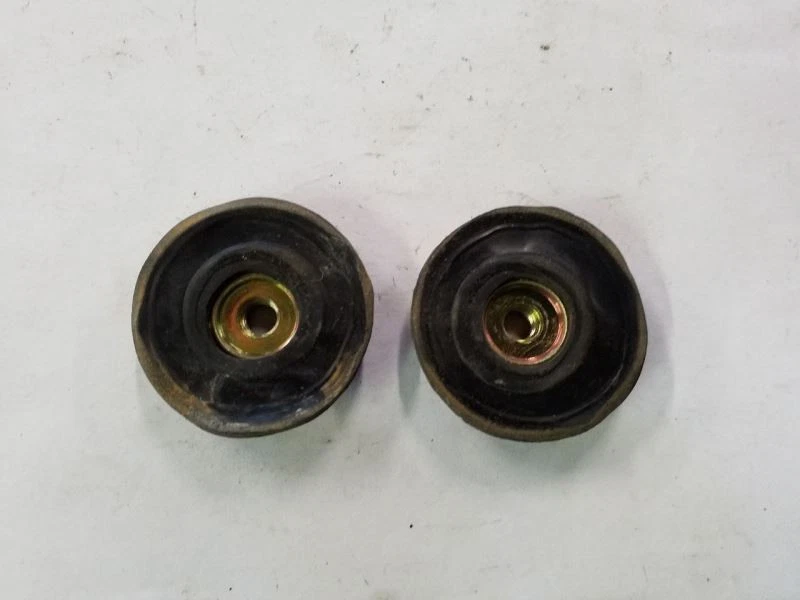 Bisagra de ventana de escotilla a tuercas de ventana | Se adapta a Toyota Matrix 2003-2008 Foto 3 de 3