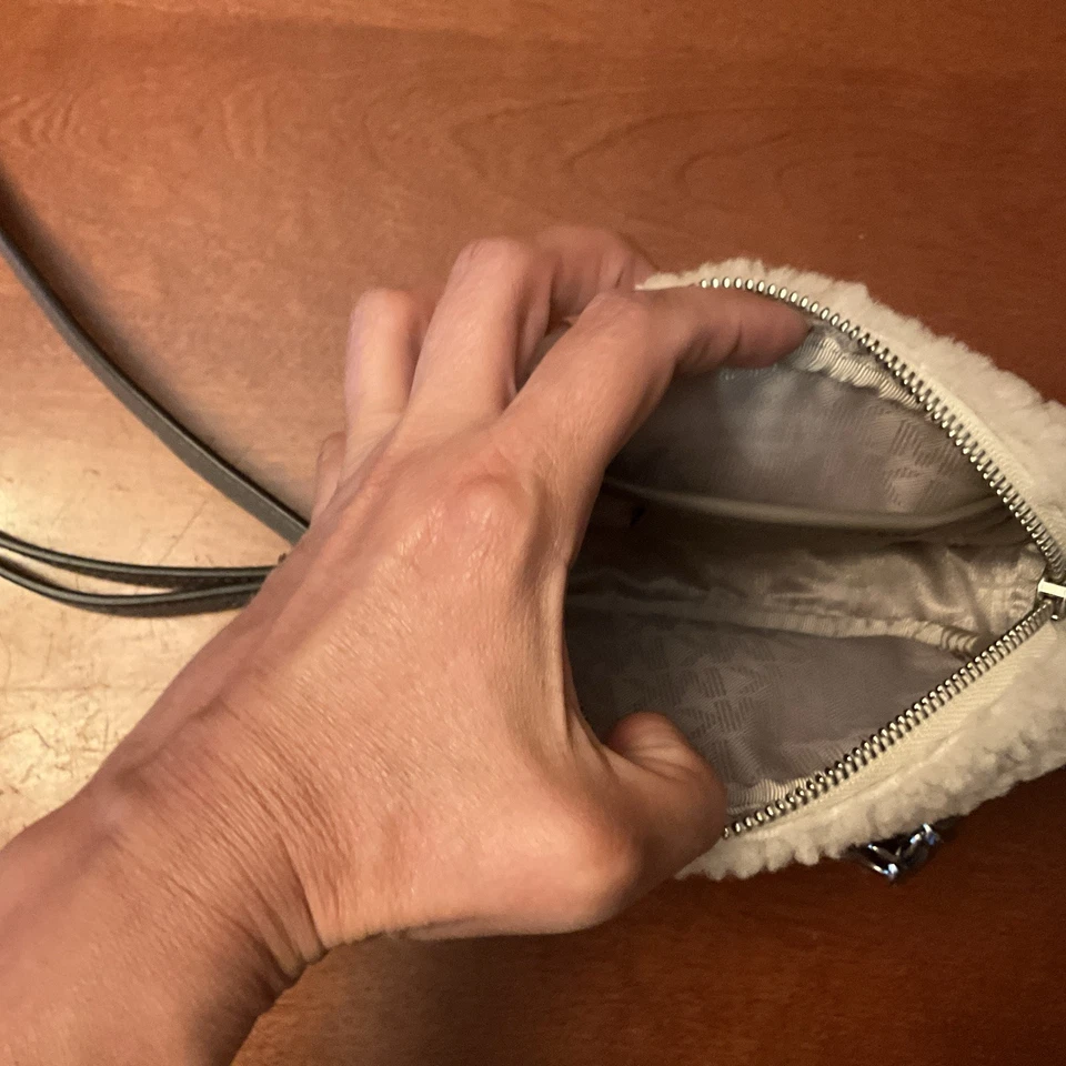 NUEVO MICHAEL KORS JET SET PIEL DE OVEJA NATURAL + CUERO GRIS, BORLA, BANDOLERA  Foto 4 de 4