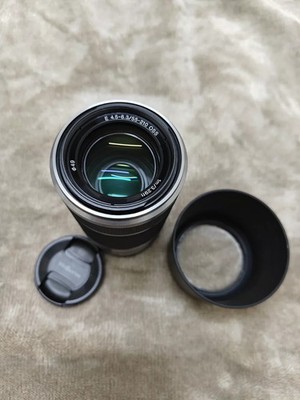 SONY SEL55210 55-210mm F/4.5-6.3 OSS Lens for E-Mount - Sliver
