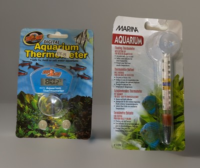 2 Fish Tank Aquarium Thermometers - Glass Mount Suction Cup Digital Floating