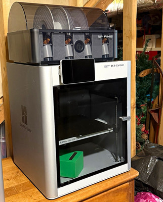 Bambu Lab X1-Carbon FDM 3D Printer w/ AMS, 256mm, 500mm/s, 0.05mm