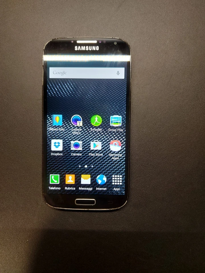 Samsung Galaxy S4 GT-I9515 16GB Nero – Funzionante con scatola, manuali e cavo - Immagine 2 di 4
