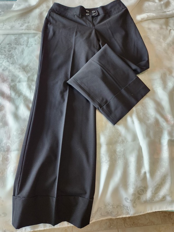 Fabulous Ann Taylor Loft Black "Ann" Cut Wide Leg Trousers Size 8 **LOOK**