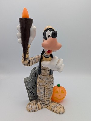 Vtg 1999 Disney Halloween Goofy In Mummy Costume in Grave Yard Figure