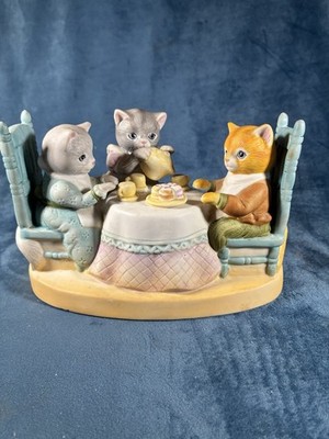 Vintage Schmid Kitty Cucumber Tea For Two Music Box Cat Ceramic Collectable  