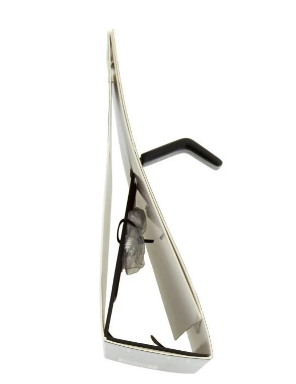 Cabide de bicicleta Slime para economia de espaço de parede ou teto e fácil instalação com parafusos - Imagem 3 de 3